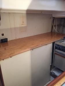 Aft countertop